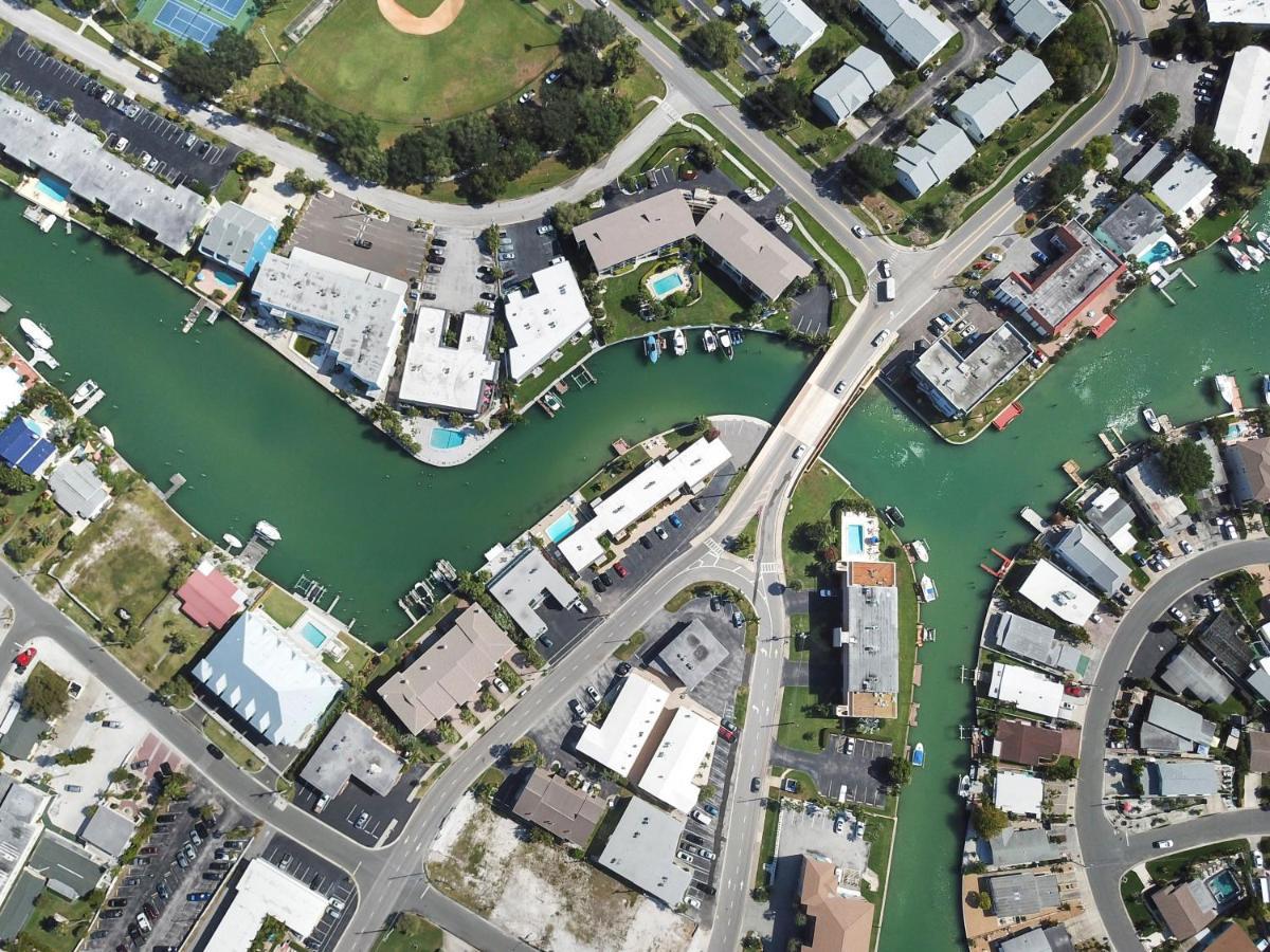 Funshine Pointe Capri Apartment St. Pete Beach Luaran gambar